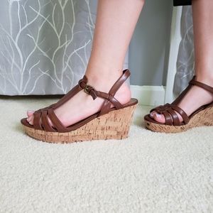 Guess wedge sandals